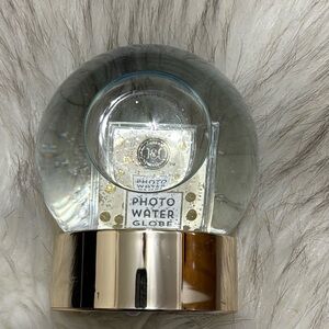 Modern Expressions, Photo Water Globe